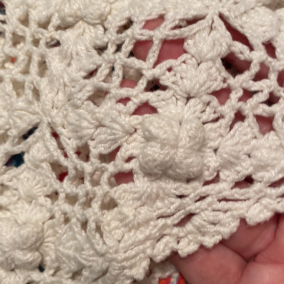 Crocheted top - Picture 3 of 3